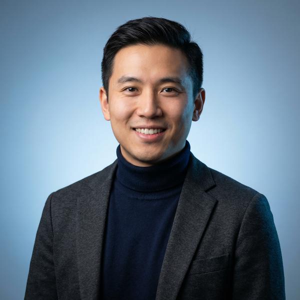 暗网社区顾问陈逸飞